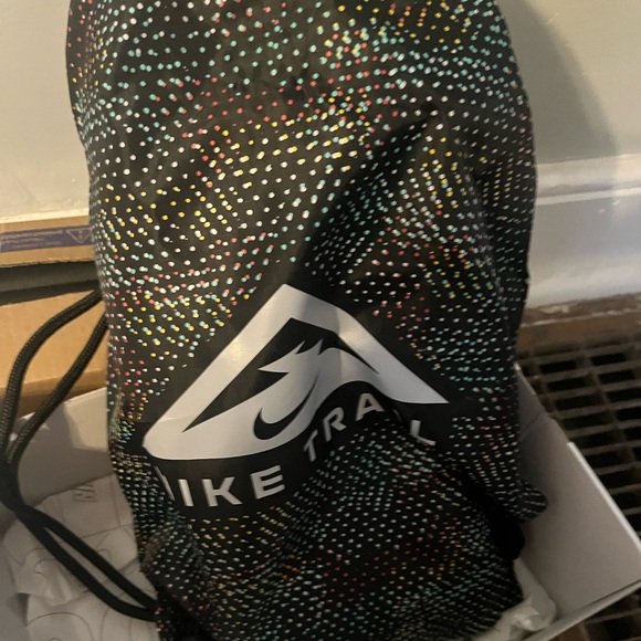 Nike React 4 trail running shoes. * new with Tags* - Picture 2 of 7